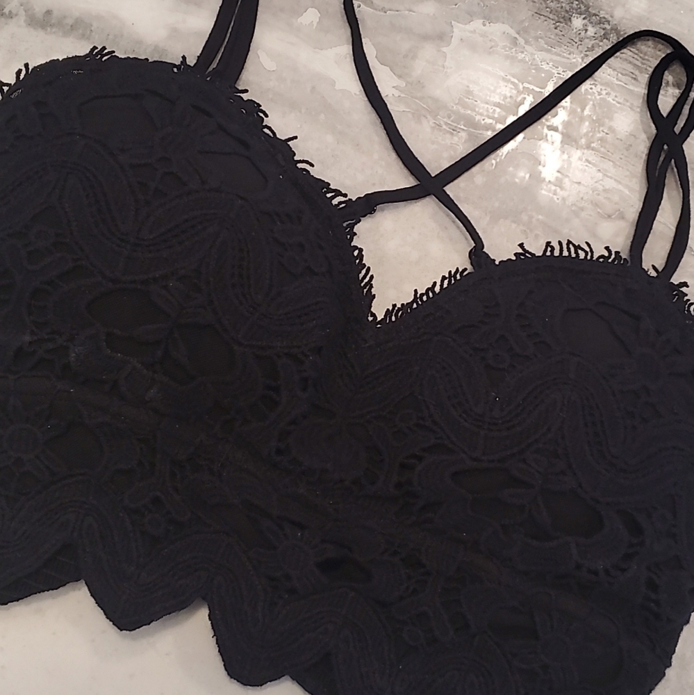 Lace strappy Bralette
